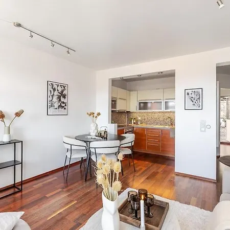 Charming In Sandviken With A View Bergen